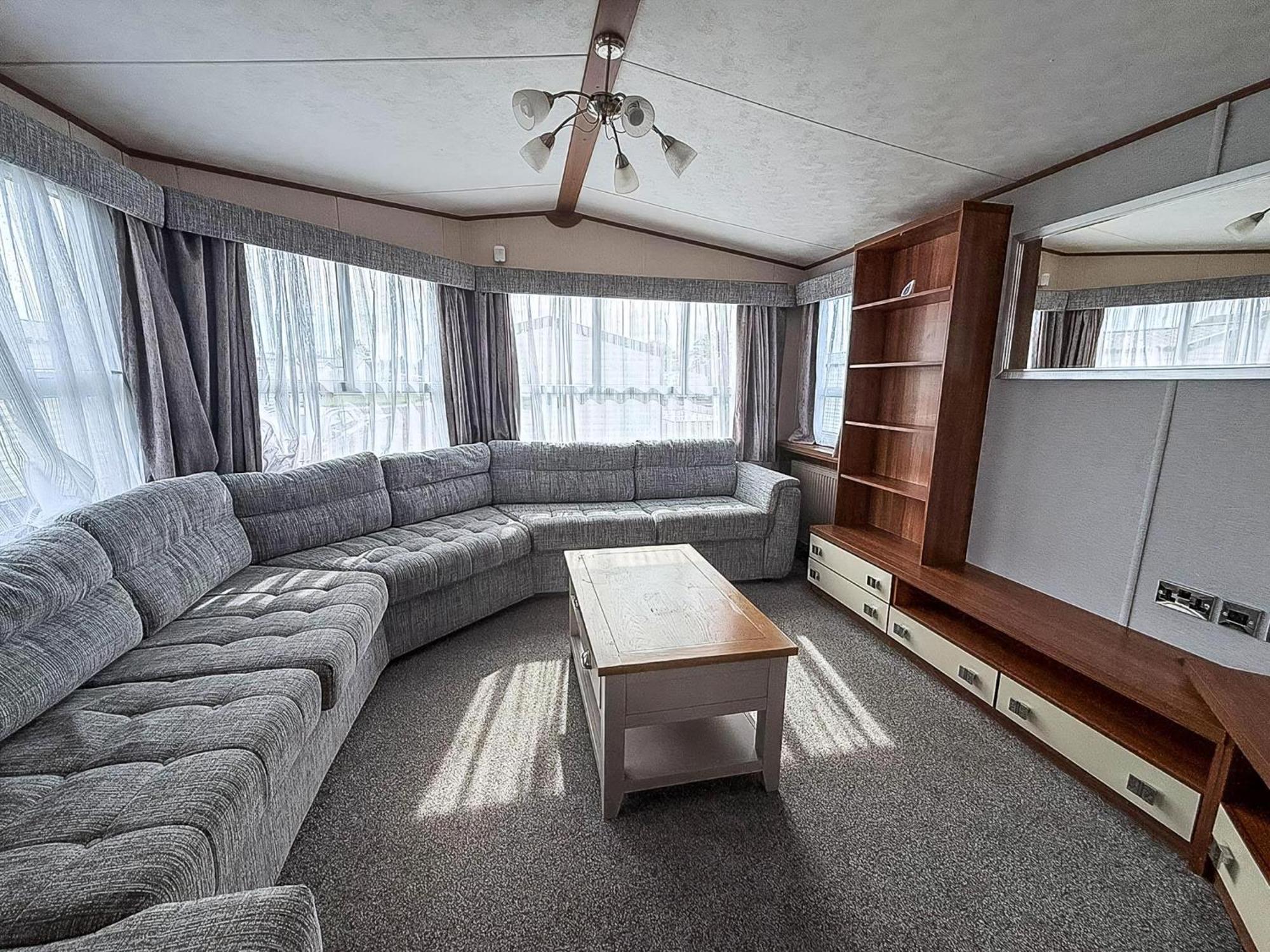 Lovely 8 Berth Caravan At Sunnydale In Lincolnshire Ref 35239S Louth  Buitenkant foto