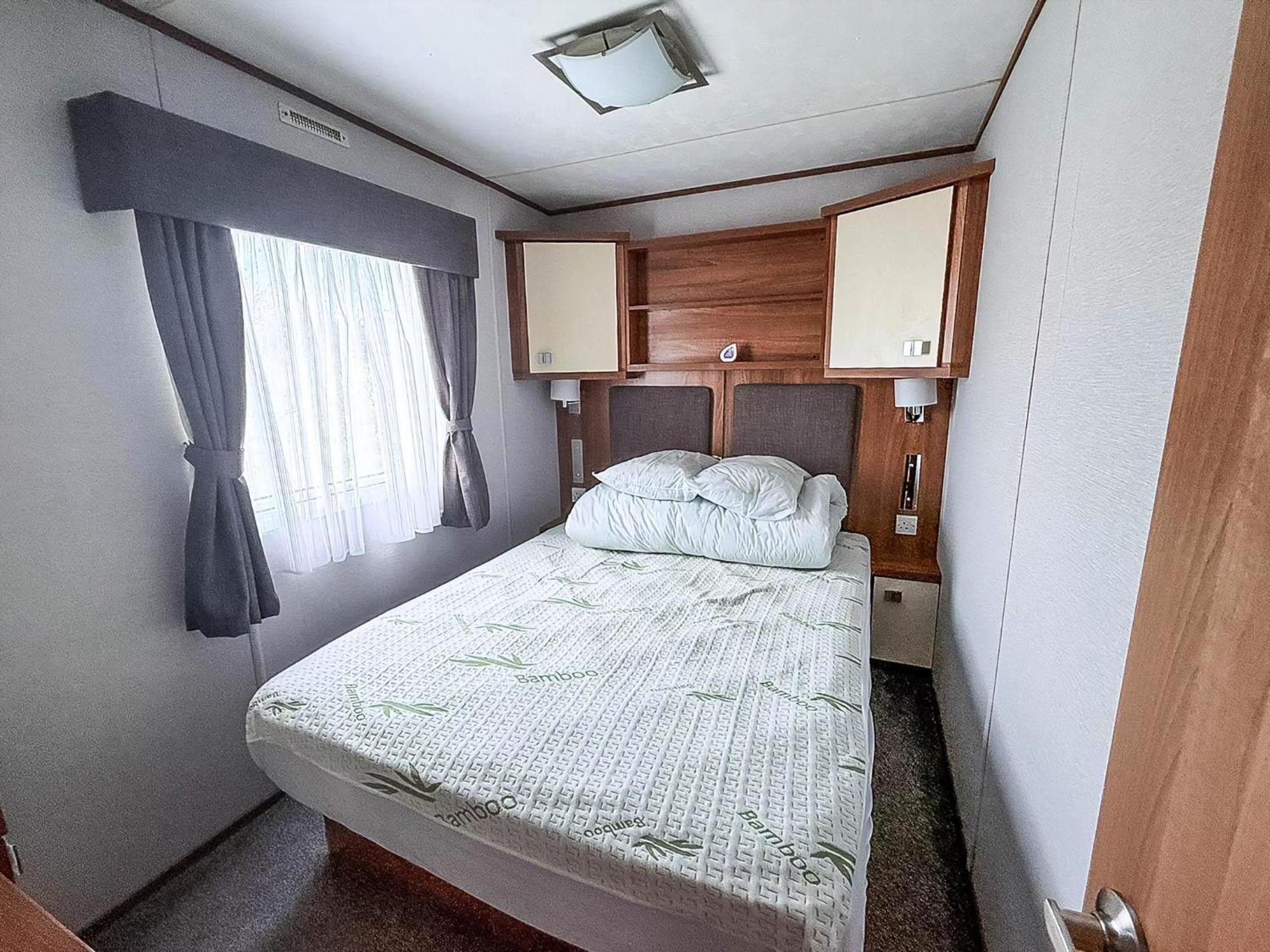 Lovely 8 Berth Caravan At Sunnydale In Lincolnshire Ref 35239S Louth  Buitenkant foto